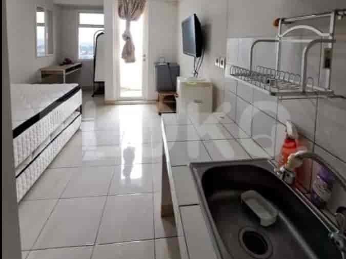Apartemen 1BR Furnished Dijual - APAed8cb, Lantai Tinggi, Springlake Summarecon Bekasi 2