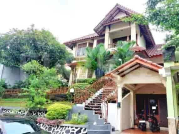 250 sqm, 5 BR house for sale in Perumahan Griya Tugu Asri Jakarta, Depok - RHASf94 1