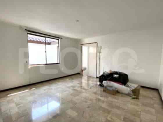 Dijual Rumah 4 BR, Luas 300 m2 di Bintaro Sektor 7, Tangerang - RHAS116 4