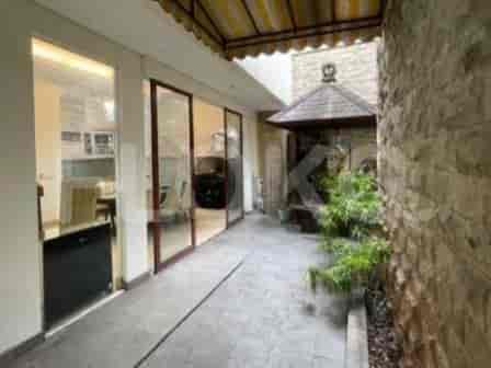 241 sqm, 3 BR house for sale in Pejaten - Jakarta Selatan, Pejaten - RHAScce 5
