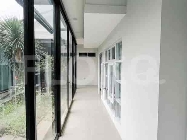 Disewakan Rumah 3 BR, Luas 457 m2 di Menteng, Menteng - RHA3fe 5