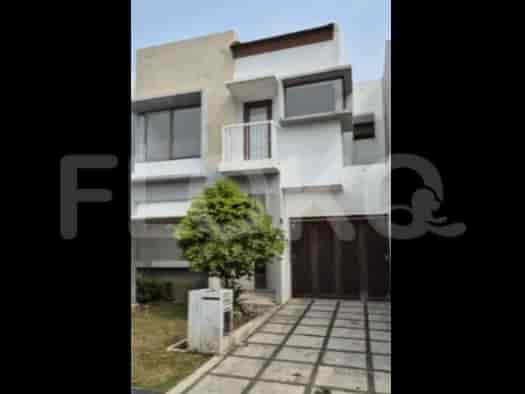 Disewakan Rumah 3 BR, Luas 156 m2 di Cluster Zebrina - Jakarta Garden City, Cakung - RHA5bc 1