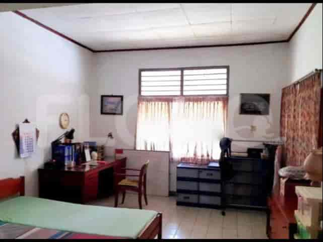 Dijual Rumah 4 BR, Luas 350 m2 di Komplek Mahkamah Agung, Pejaten - RHASf0d 3
