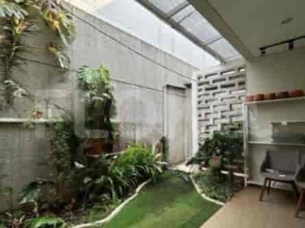 188 sqm, 4 BR house for sale in Serenia Hills Cluster Venture Barat, Lebak Bulus - RHASbb6 1