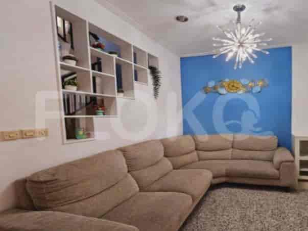 Disewakan Rumah 3 BR, Luas 120 m2 di Green Lake City, Cengkareng - RHAb72 1
