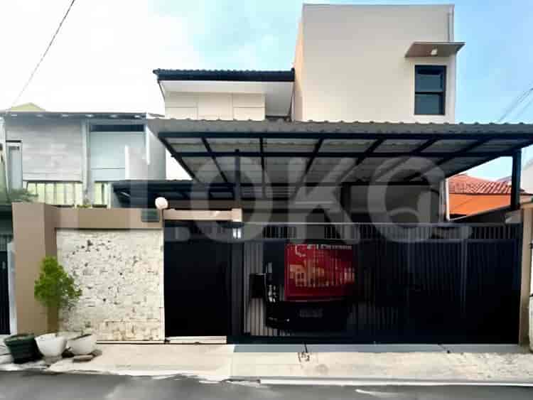 Dijual Rumah 11 BR, Luas 170 m2 di Cilandak, Cilandak - RHASac5 1
