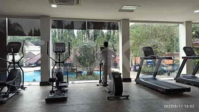 kristal gym2_nw.jpg