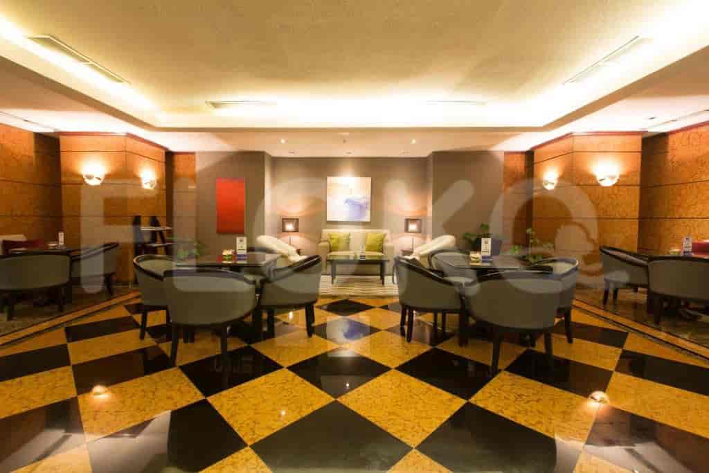 kristal lounge2_nw.jpg