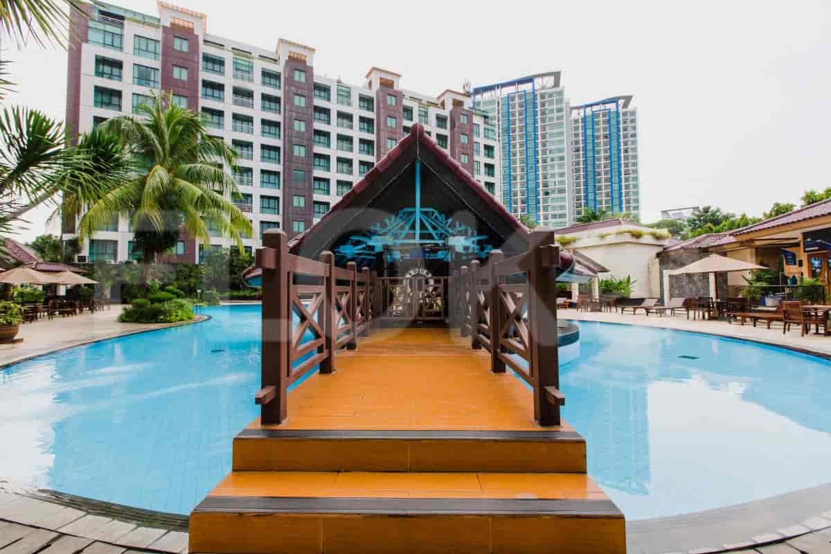 kristal pool4_nw.jpg