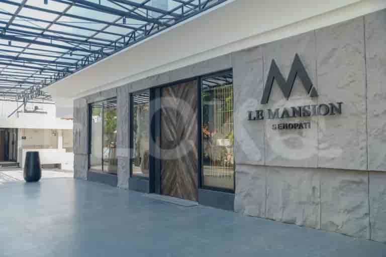 le mansion dropoff2_nw.jpg
