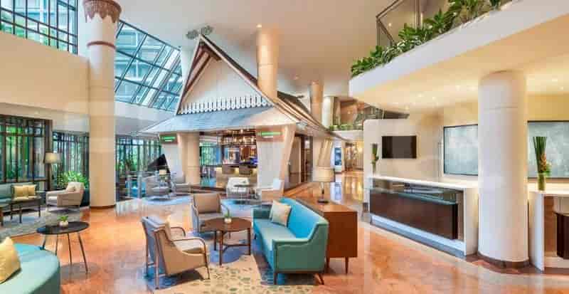 le meridien lounge_nw.jpg