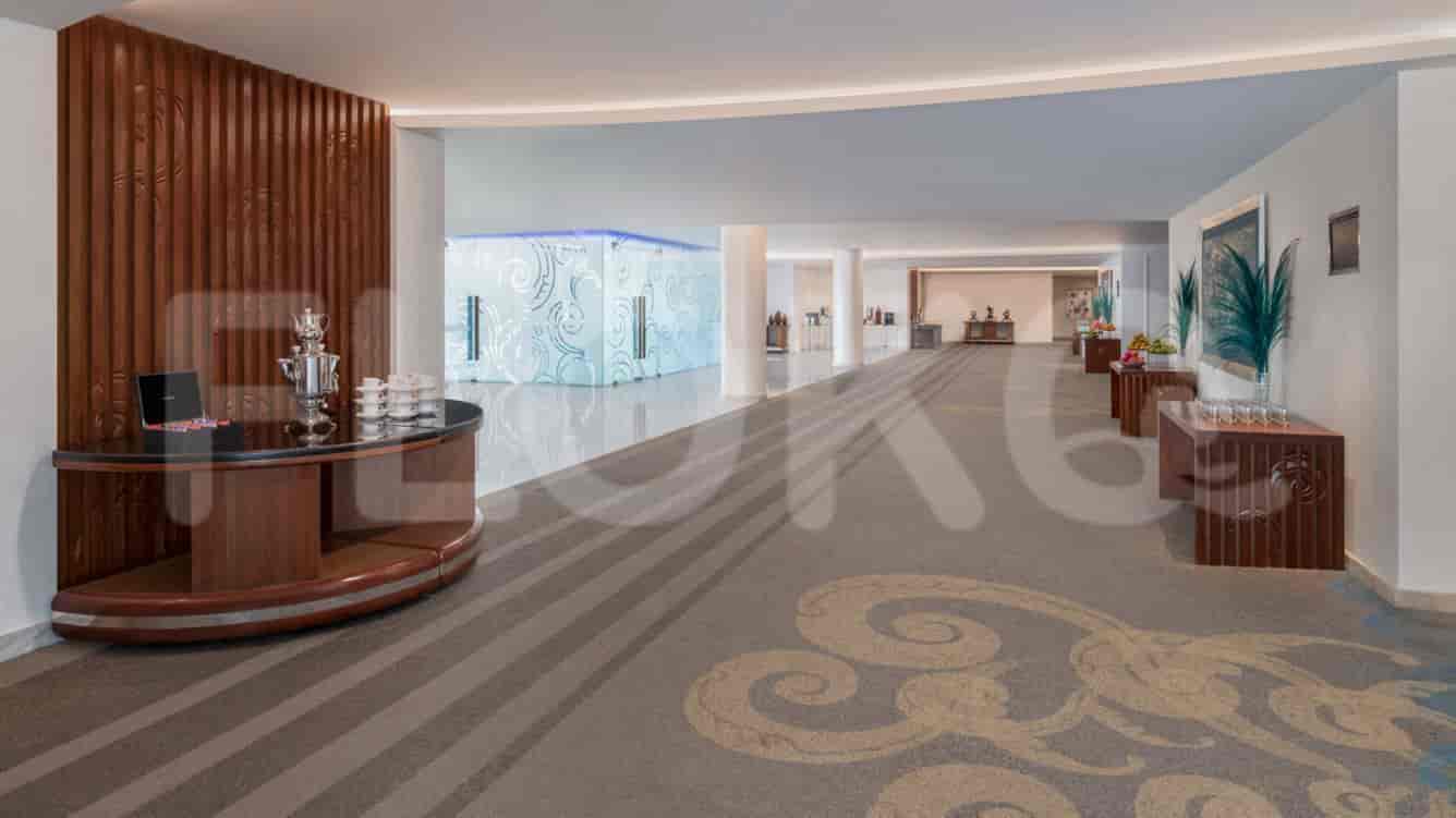 lm ballroom foyer2_nw.jpg