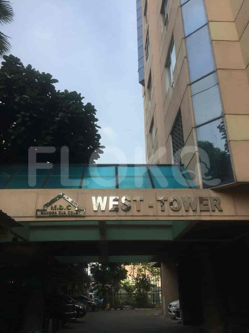 m2c west tower_nw.jpg