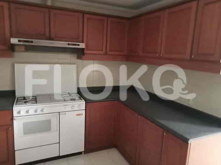 Tipe 3 Kamar Tidur di Lantai Menengah untuk disewakan di BonaVista Apartemen - flea96 1