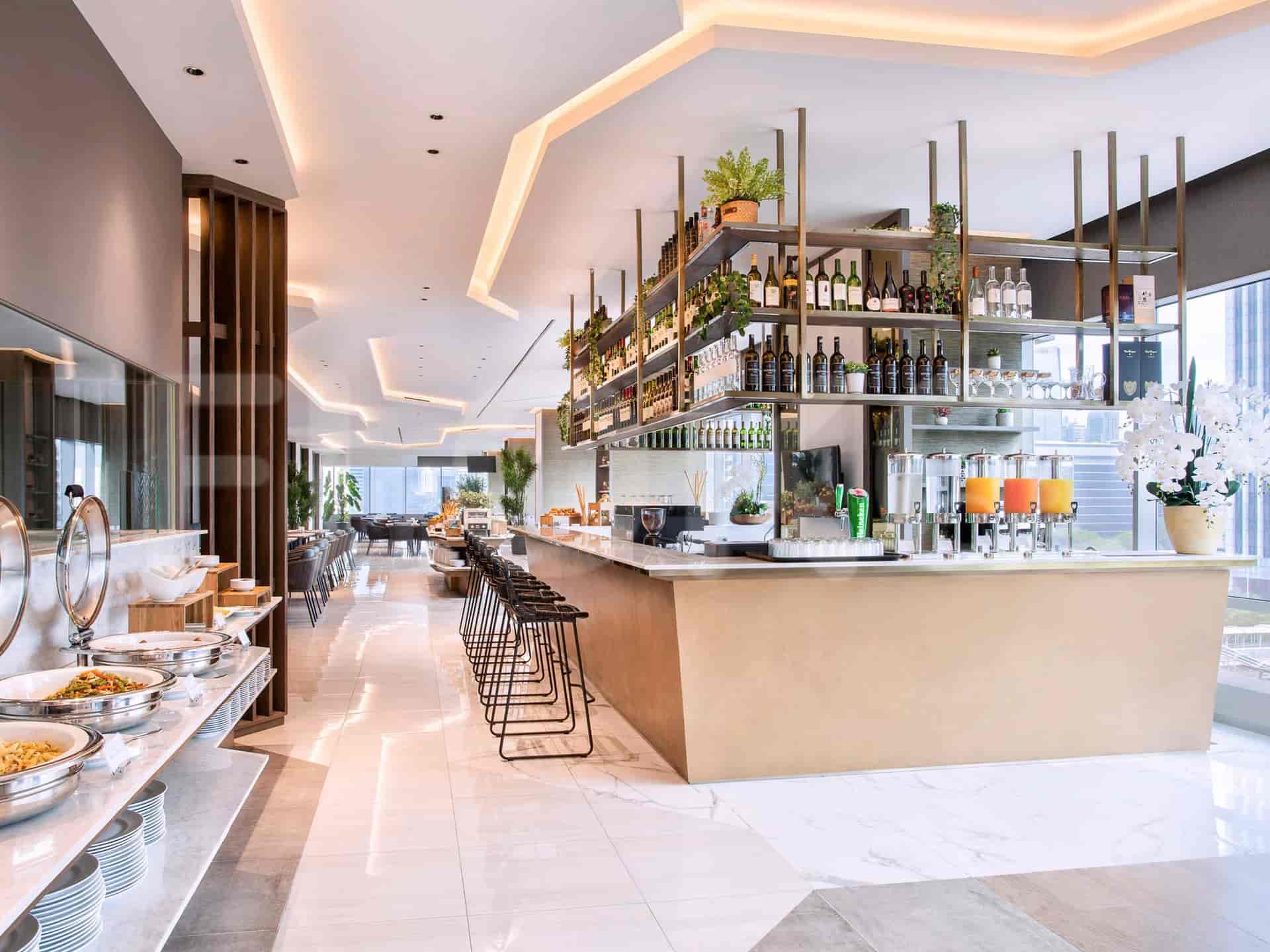 mercure gatsu resto2_nw.jpg