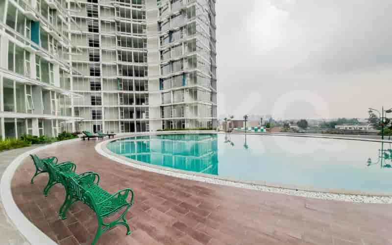 mp pool side_nw.jpg