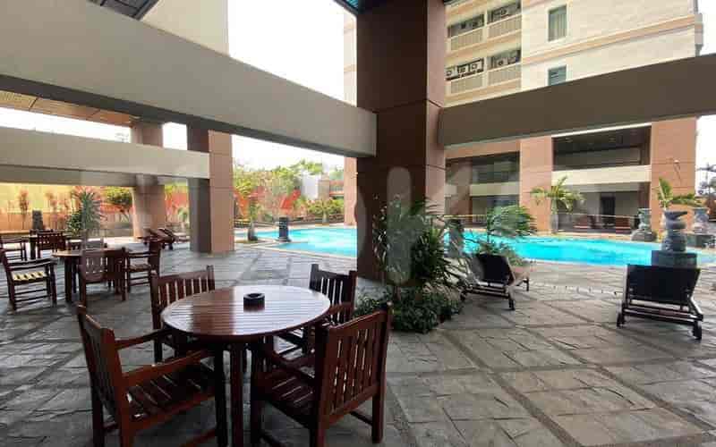 pb poolside_nw.jpeg