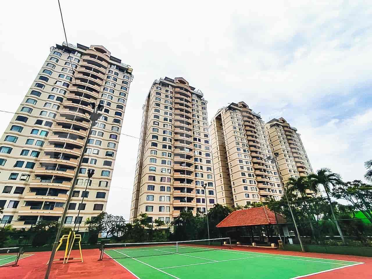 pb tennins court_nw.jpg