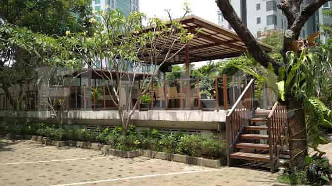 pejaten outdoor2_nw.jpg
