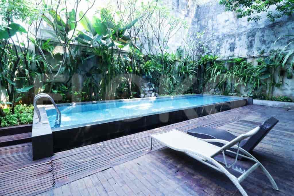 pejaten swimming pool_nw.jpg