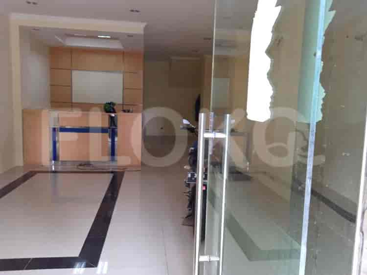 400 sqm, shophouse for rent in Cideng Timur, Tanah Abang - RKR1f7 1