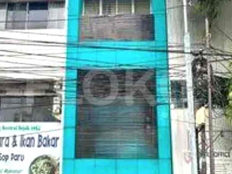 195 sqm, shophouse for sale in Petojo, Tanah Abang - RKSea1 1
