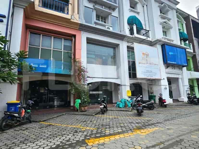 370 sqm, shophouse for sale in Jalan Margaguna Raya, Pondok Indah 1