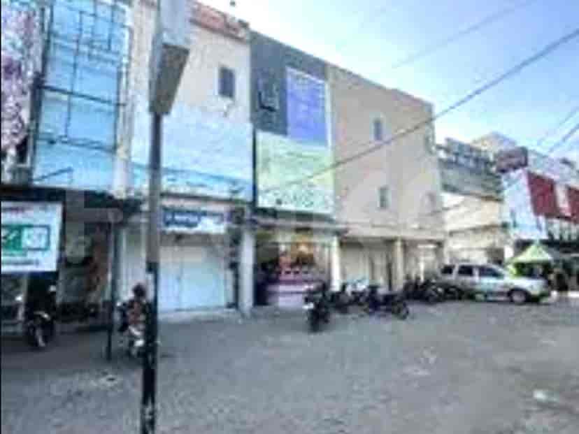 300 sqm, shophouse for rent in Duta Niaga, Tangerang 1