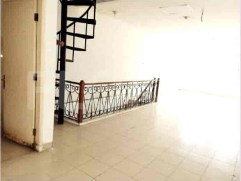 110 sqm, shophouse for rent in Kota Wisata, Cibubur 3