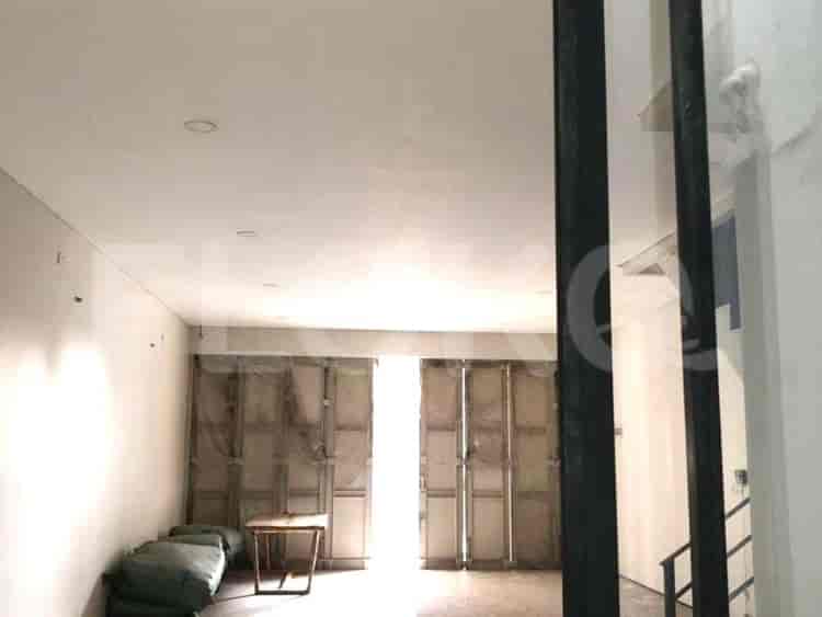336 sqm, shophouse for rent in Jatibaru, Tanah Abang - RKR679 3