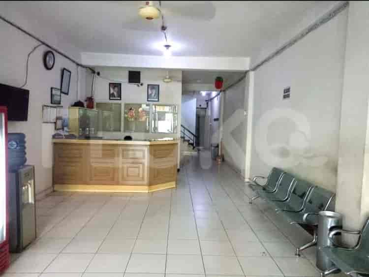 320 sqm, shophouse for sale in Jalan Roxy, Tanah Abang - RKS806 3