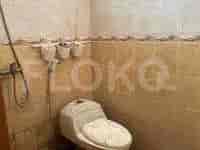 Dijual Ruko Luas 170 m2 di Jalan Jatiwaringin, Pondok Gede - RKS796 4