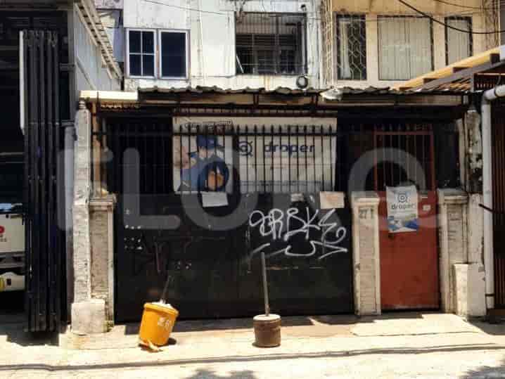 217 sqm, shophouse for sale in Jalan Tanah Abang 1, Tanah Abang - RKS7f8 1