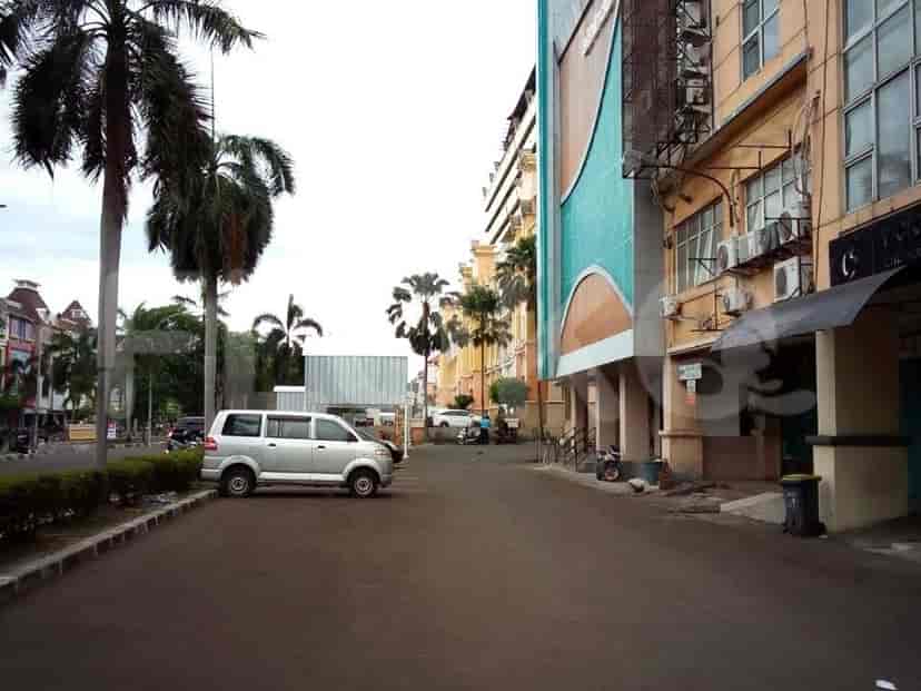 Dijual Ruko Luas 303 m2 di Jalan Mutiara Palem, Cengkareng 3
