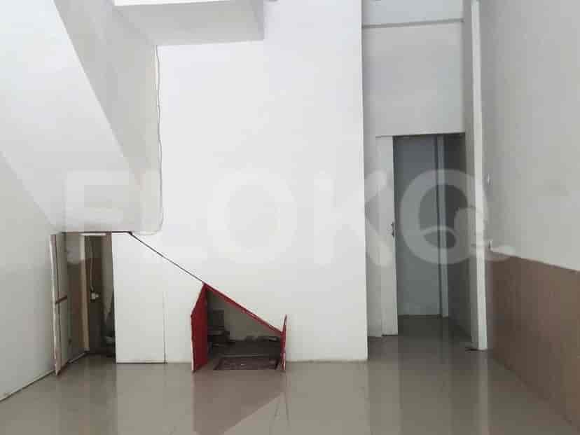 Dijual Ruko Luas 180 m2 di Jalan Taman Palem Lestari, Cengkareng 3
