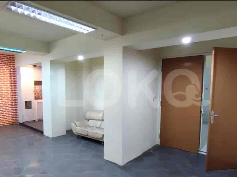 Dijual Ruko Luas 340 m2 di Jalan Kebon Jeruk Raya, Kebon Jeruk 3