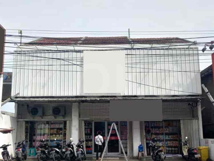 Dijual Ruko Luas 340 m2 di Jalan Agus Salim, Bekasi Timur - RKS90b 1