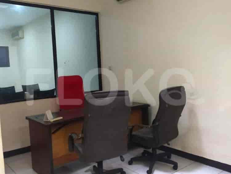 198 sqm, shophouse for sale in Jalan Petojo, Tanah Abang - RKSf75 3