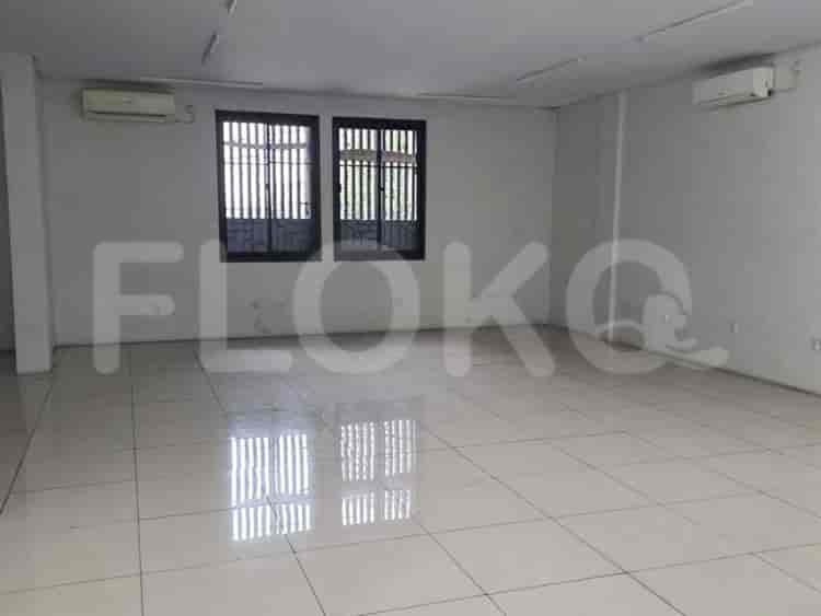 300 sqm, shophouse for rent in Jalan Ir. Juanda, Bekasi Timur - RKR29f 3