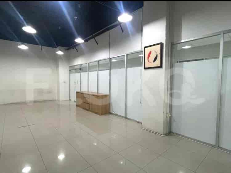 130 sqm, shophouse for rent in Jalan Thamrin Boulevard, Tanah Abang - RKRd88 2