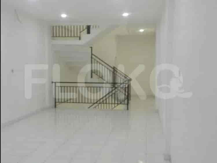 Dijual Ruko Luas 178 m2 di Jalan Mutiara Platinum Ratna, Pondok Gede - RKS74c 1