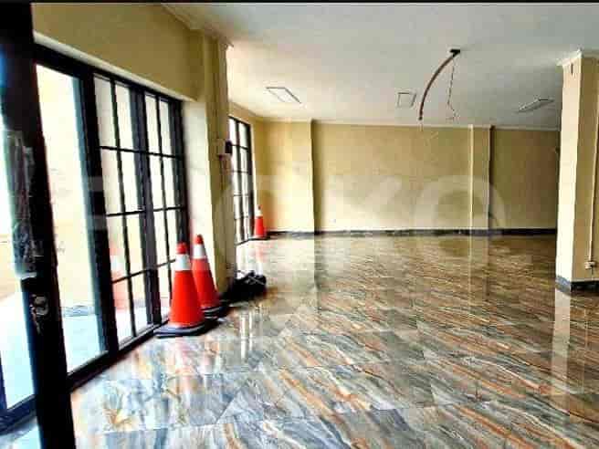 329 sqm, shophouse for sale in Jalan Pejaten, Pasar Minggu 2