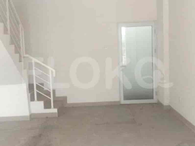 Disewakan Ruko Luas 106 m2 di Jalan Hollywood Boulevard, Cikarang 2