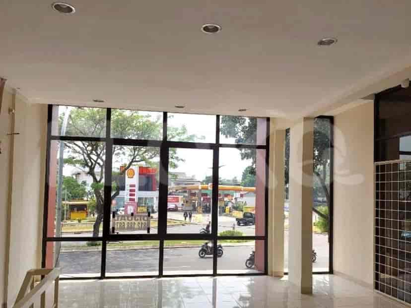 Disewakan Ruko Luas 115 m2 di Jalan Raya Utama Graha Bintaro, Bintaro 2