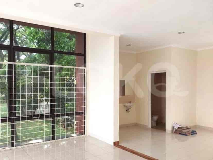 Disewakan Ruko Luas 115 m2 di Jalan Raya Utama Graha Bintaro, Bintaro 4