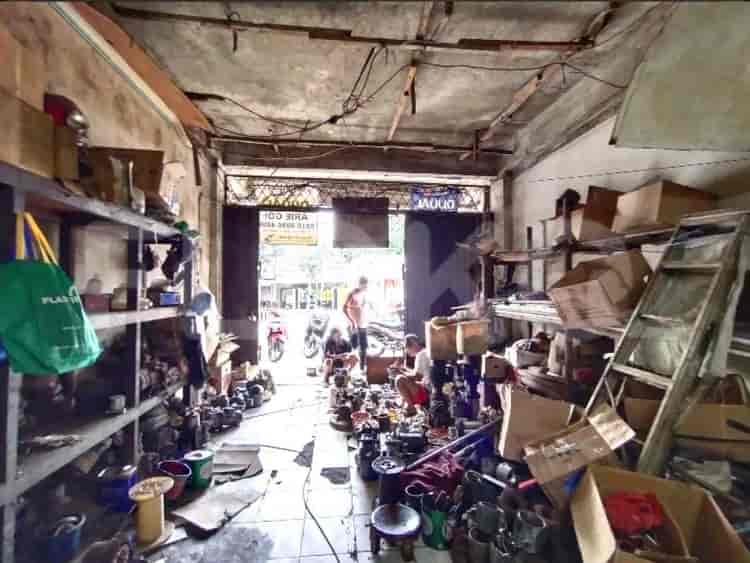 310 sqm, shophouse for rent in Jalan MGK, Kemayoran - RKR6f2 2