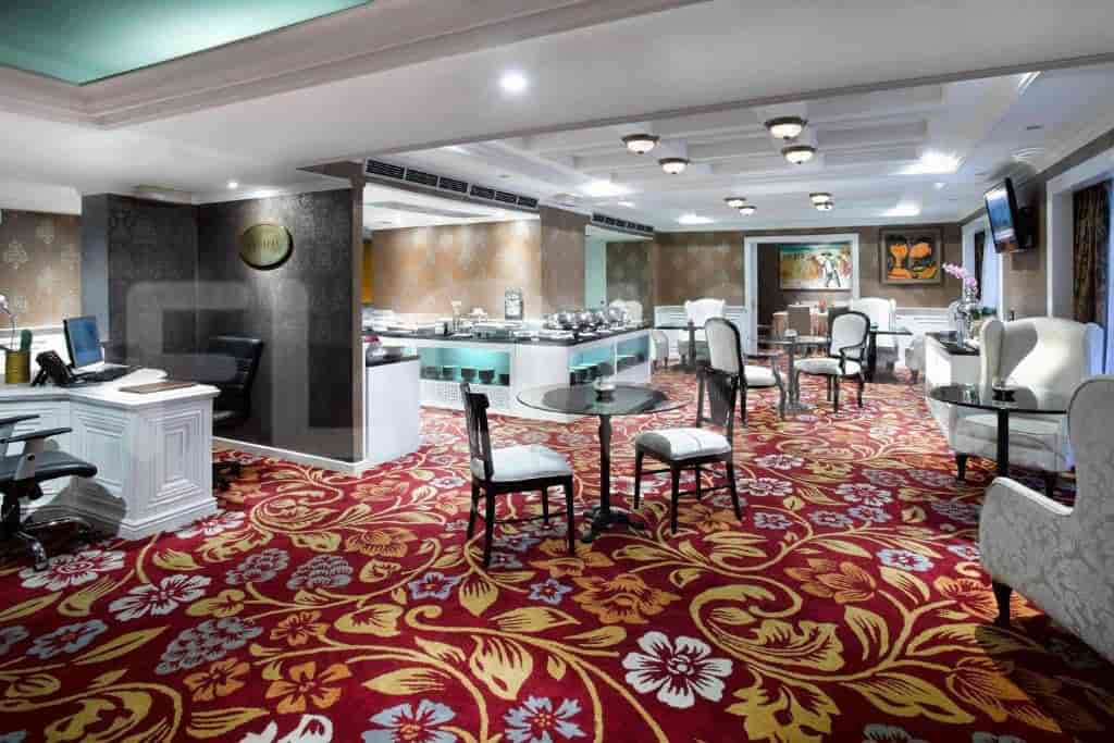 sari resto lounge2_nw.jpg