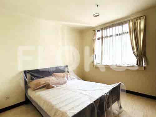 Tipe 2 Kamar Tidur di Lantai Menengah untuk disewakan di Emerald Residence Apartemen - fbi59d 2