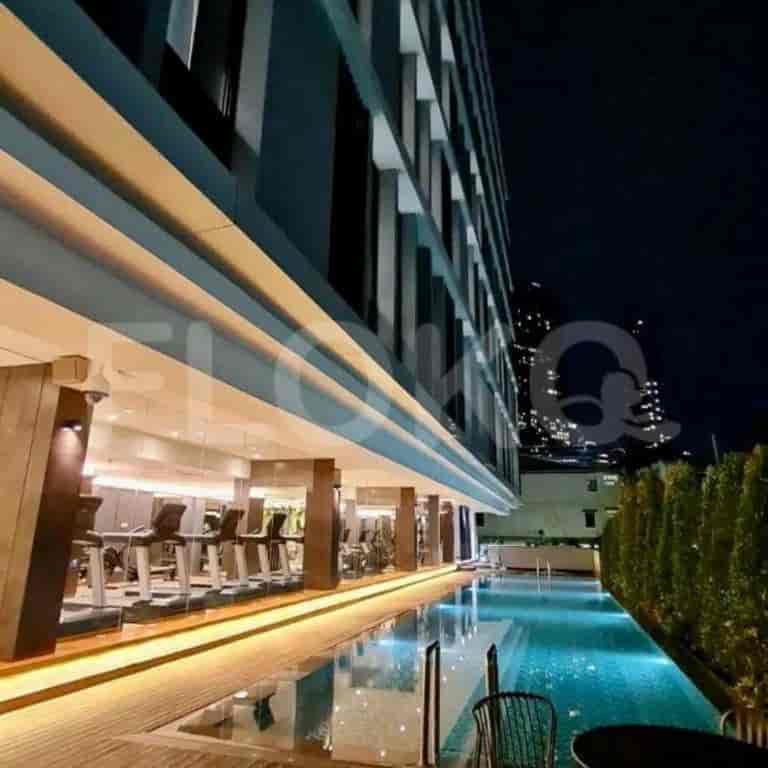 the day pool_nw.jpg