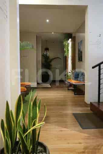 treehouse lobby lounge_nw.jpg